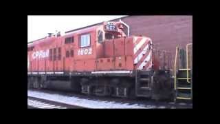 Respondek Railroad CP GP9RM and Soo GP40 [upl. by Kered]