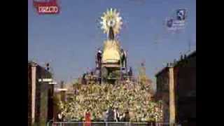 Ofrenda de Flores a la Virgen del Pilar 12 de octubre 2013 7 [upl. by Hannon99]