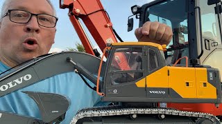 BEST entry level hydraulic RC excavator is the Double E Volvo EC160E E111 [upl. by Garrison]