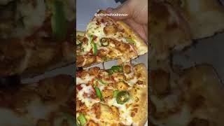 Papa Johns Tandoori Chicken Pizza pizza papajohns fastfood extremefoodreview [upl. by Aeki]