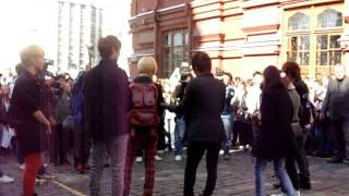 110906 SHINee in Russia  SHINee Dance to quotKalinkaMalinkaquot [upl. by Ener]