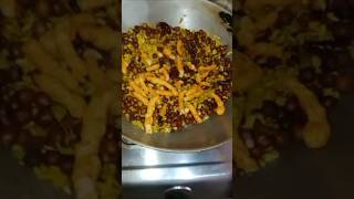 Bacche ke liye breakfast Mein chana Kurkure Chura mix [upl. by Rehctaht]