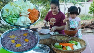 Cute chef Siv chhee help mom to cook  Beef steak cook for children  Cook and eat [upl. by Bushweller]