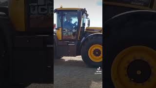 JCB fastrac 4220 icon farming jcb farmer subscribe [upl. by Kenleigh]