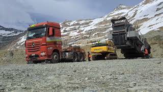 Transportes Cacciuttolo  Codelco división andina 🇨🇱 [upl. by Enyamrahs]