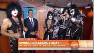 KISS Joins Carson Daly For Orange Room Selfie Chain  TODAY Show  11042014 [upl. by Rima215]