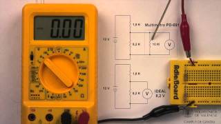 Multímetro digital Efecto de carga en medida de tensiones  2237  UPV [upl. by Leahsim]