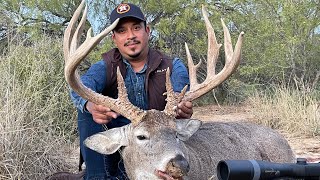 South Texas Deeramphog hunting with CampHouseBBQ thompsonhunting lodge deerdown southtexas [upl. by Garek]