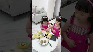 三胞胎姐妹自律的一早晨👩👩👩 家有萌娃 三胞胎vlog 爸爸帶娃記 lovelybaby lovely [upl. by Viradis]