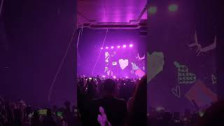 ARTMS Live at The Orpheum  Heejin Solo Stage Avril Lavigne Girlfriend Cover [upl. by Kaile]