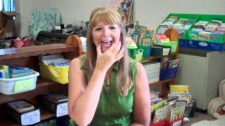 Using Hand Signals to Teach Short Vowel Sounds [upl. by Namyaw]