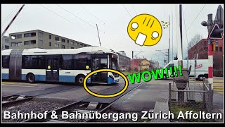 Bus und Züge beim Bahnübergang und Bahnhof Zürich Affoltern Stadt Zürich Schweiz 2023 [upl. by Christiano]