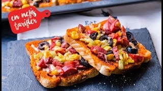 Tost Ekmeğinden Kahvaltılık Minik Pizza Nasıl Yapılır Kolay Pizza Tarifi Kahvaltılık Tarifler [upl. by Ping871]