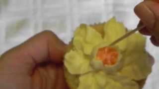 How to Make Daffodil Cupcakes [upl. by Acire]