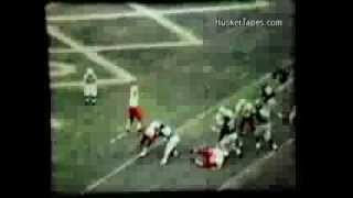 1964 Nebraska vs Kansas Bob Churchich 92yard Touchdown Pass to Freeman White [upl. by Dominica]