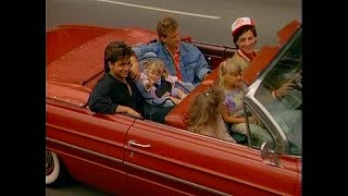 ABC  TGIF  quotFull House Cast Hosts TGIFquot  October 6 1989  TV Show Openings  Theme Song Credits [upl. by Laemaj]