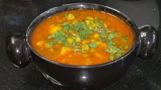 Aloo matar ki chatpati 😋❤️Sabji itni tasty bnni ki roti 2 ki jagah 5 kha gye sab log 😊 [upl. by Cence]