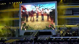 Take That Progress Live Wembley  Robbie intro [upl. by Mortie109]