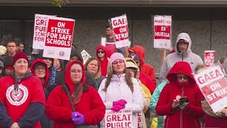 600 Albany teachers go on strike following failed negotiations [upl. by Je]