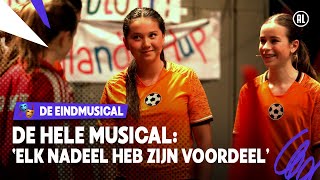 EEN ZOEN VOOR DE KAMPIOEN 💋🏆  De Eindmusical  Seizoen 6 11  NPO Zapp [upl. by Hanahs]