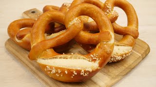 Laugenbrezel Salzbrezel Brezen [upl. by Nannie]