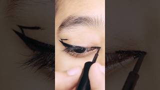 Graphic Eyeliner Idea 💡 Eye makeup look 🥰 shorts eyeliner makeup [upl. by Amalee]