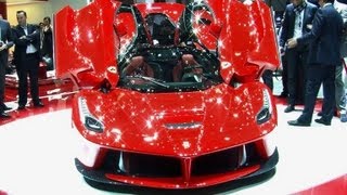 Ferrari lança a quotLaFerrariquot [upl. by Etteragram]