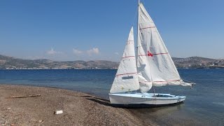 Motorsuz yelkenliyle Foçada devrilme Wayfarer dinghy cruising without an engine with a capsize [upl. by Wolcott]