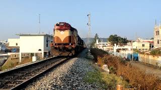 Beautiful VSKP WDG3A Duos Pulls 17028 KRNTSC HUNDRY EXPRESS  Indian Railways [upl. by Jillayne]