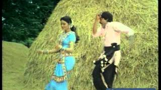 Chakravarthy Sanditlo chikkindamma song [upl. by Crabb638]