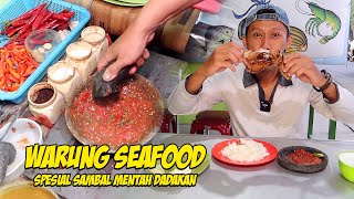 Warung pinggir jalan spesial seafood penyetan sambal mentah [upl. by Romain972]