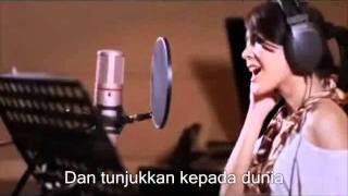 Yovie and Friends  Kita Bisa Lyrics [upl. by Mikkanen67]