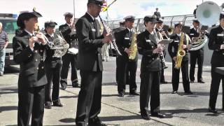 Flottenbesuch aus Japan in Kiel mit OpenShip und Militärmusik am 1382013 [upl. by Crescen]