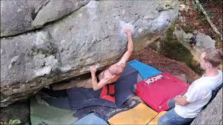 Fontainebleau  Restant du Long Rocher Sud  La Boule dEpaule 7A [upl. by Stuckey]