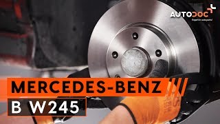 Hoe een voor remschijven voor remblokken vervangen op een MERCEDESBENZ B W245 [upl. by Ekeiram554]