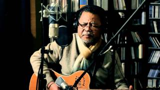 Michel Berger  KALO MANGINA  Malagasy acoustic adaptationcover by CHRISTIAN [upl. by Kristopher]