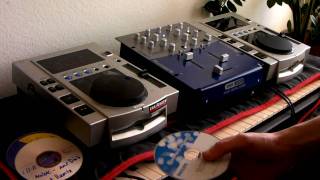 Cleaning Laser Lens of a Pioneer CDJ100s [upl. by Sices]