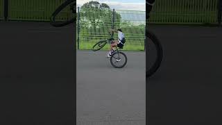 Crazy spins in wheelie on bike wheelie deathspin shorts [upl. by Muhcan907]