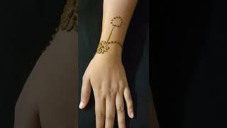 Beautiful and stylish bracelet mehndi design trick 🥰🥰 2024subscribe mehndihenashorts [upl. by Siednarb]