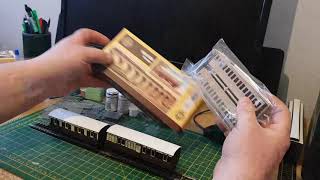 A Quick Review Of The Ratio 00 Gauge GWR 4WHEEL Coach Kit [upl. by Fachanan]