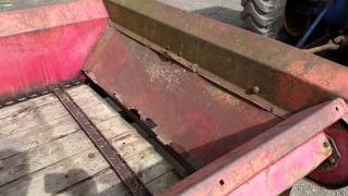 CLICK THIS TO WATCH TRACTOR MUCK SPREADER WORKING [upl. by Neral]