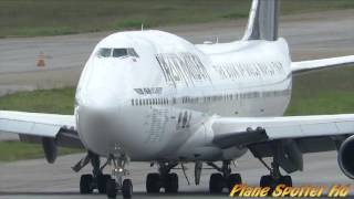 Ed Force One  Avião Iron Maiden Boeing 747428 Pouso e Decolagem em São Paulo [upl. by Aihsa]