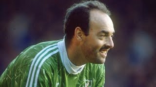 Bruce Grobbelaar – Liverpool Football Club 1981–1994 [upl. by Lechar]