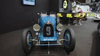 Un véhicule une histoire  La Bugatti Grand Prix 2 litres [upl. by Akeemahs]