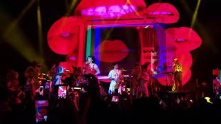 El beso  Mon Laferte en Luna Park  Argentina 2019 [upl. by Sonni]