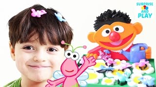 Sesame Street Toys Ernies Twiddley Winks Game Twiddlebugs Window Box [upl. by Akeit504]