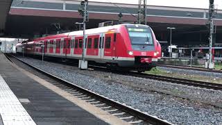 Züge am Düsseldorfer Hauptbahnhof im Dezember 2017 [upl. by Ariada]