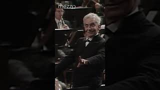 Strauss RadetzkyMarsch  herbert von Karajan Wiener Philharmoniker New Years Concert [upl. by Gut409]