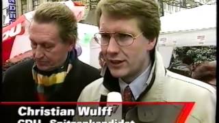 EINE SPÄTAUSGABE DER PRO 7  NACHRICHTEN mit JAN FROMM IN DER NACHT zum 13031994 [upl. by Bernadene743]