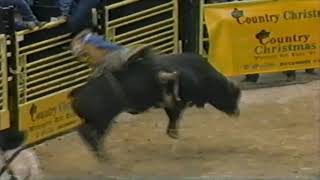 Jason Brumley vs Little Outlaw  95 PBR Finals 84 pts [upl. by Edith]